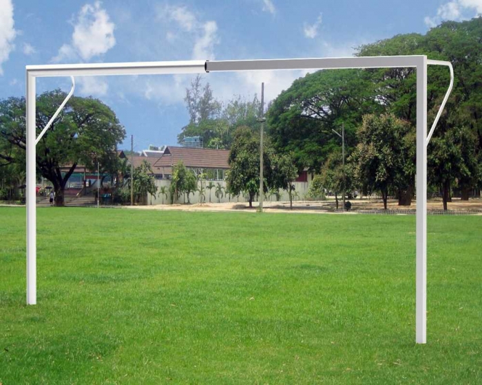Jugend Fußballtor in Bodenhülsen<br> mit Netzstangen eckverschweißt