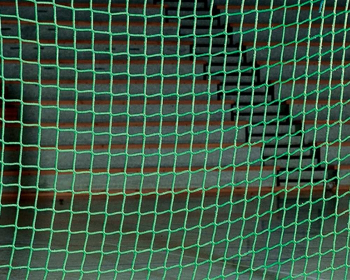 Kleinfeld-Fußball Tornetz<br> Tortiefe oben 80cm unten 100cm<br> 3,10m breit, 2,10m hoch