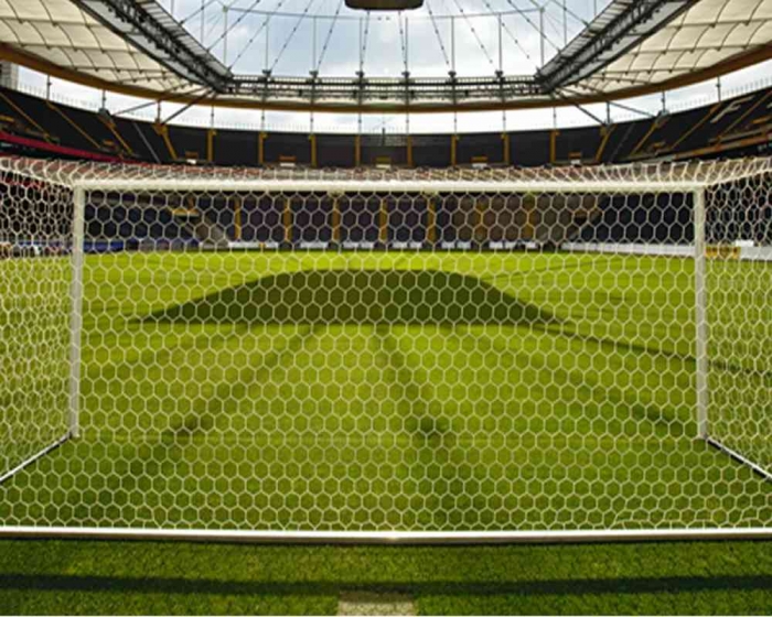 Fußball Tornetz 3,5mm Netzstärke <br> mit wabenförmigen Maschen<br> 7,50m breit, 2,50m hoch